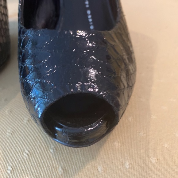 Signed by Giuseppe Zanotti for me ,black skin size 38 . So special . $350 - Picture 11 of 17